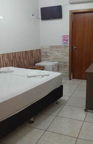 Hotel Cerrado Goiânia Exterior foto